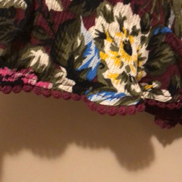 Floral Romper Size S - Picture 4 of 7